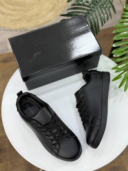 B02ADIDAS