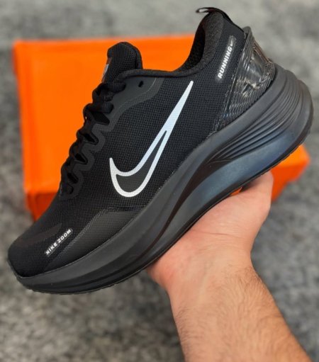 NIKE ZOOM V19