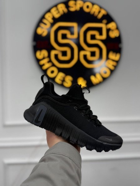 NIKE FREE METCON 6