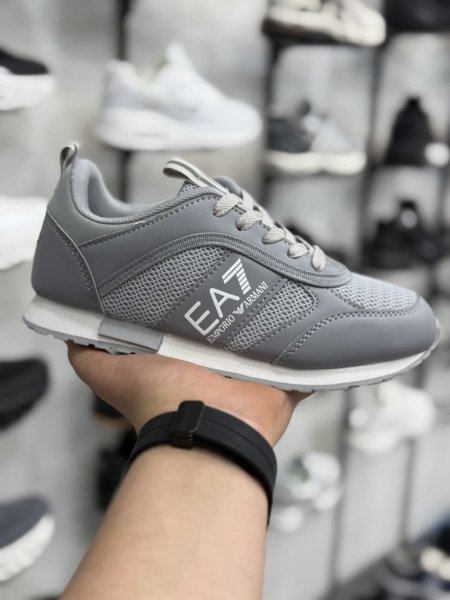 EA7